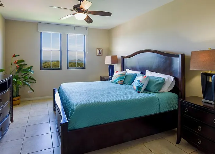 Ferienhaus Stunning Oceanview With Exceptional Views & Resort-style Amenities *